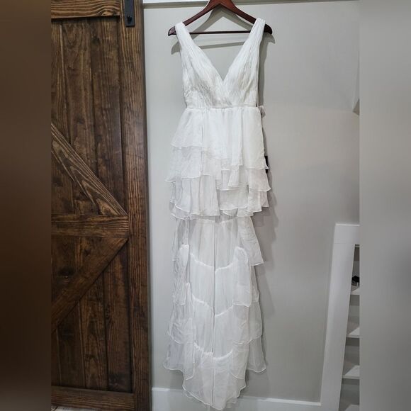 Mac Duggal HIGH LOW TIERED GOWN WITH BUILT IN BODYSUIT NWT size 2 white (55320) - Picture 4 of 6